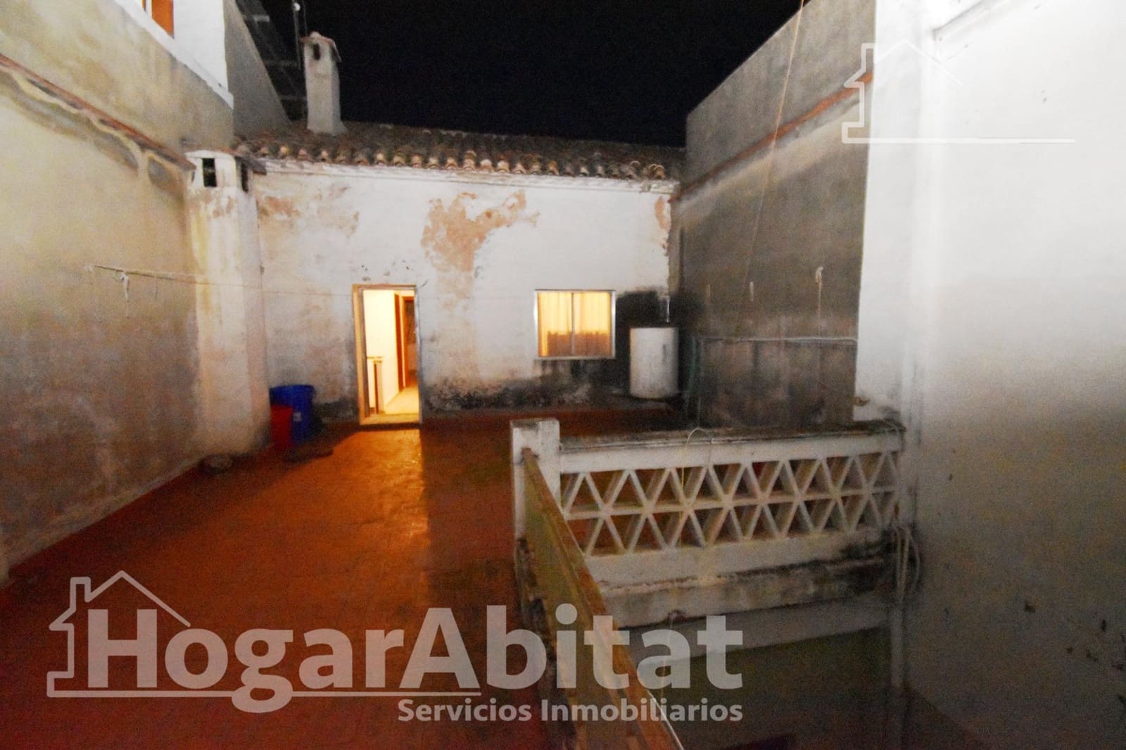 4 bedroom Townhouse for sale in Carcaixent - € 145,000 (Ref: 9741822)