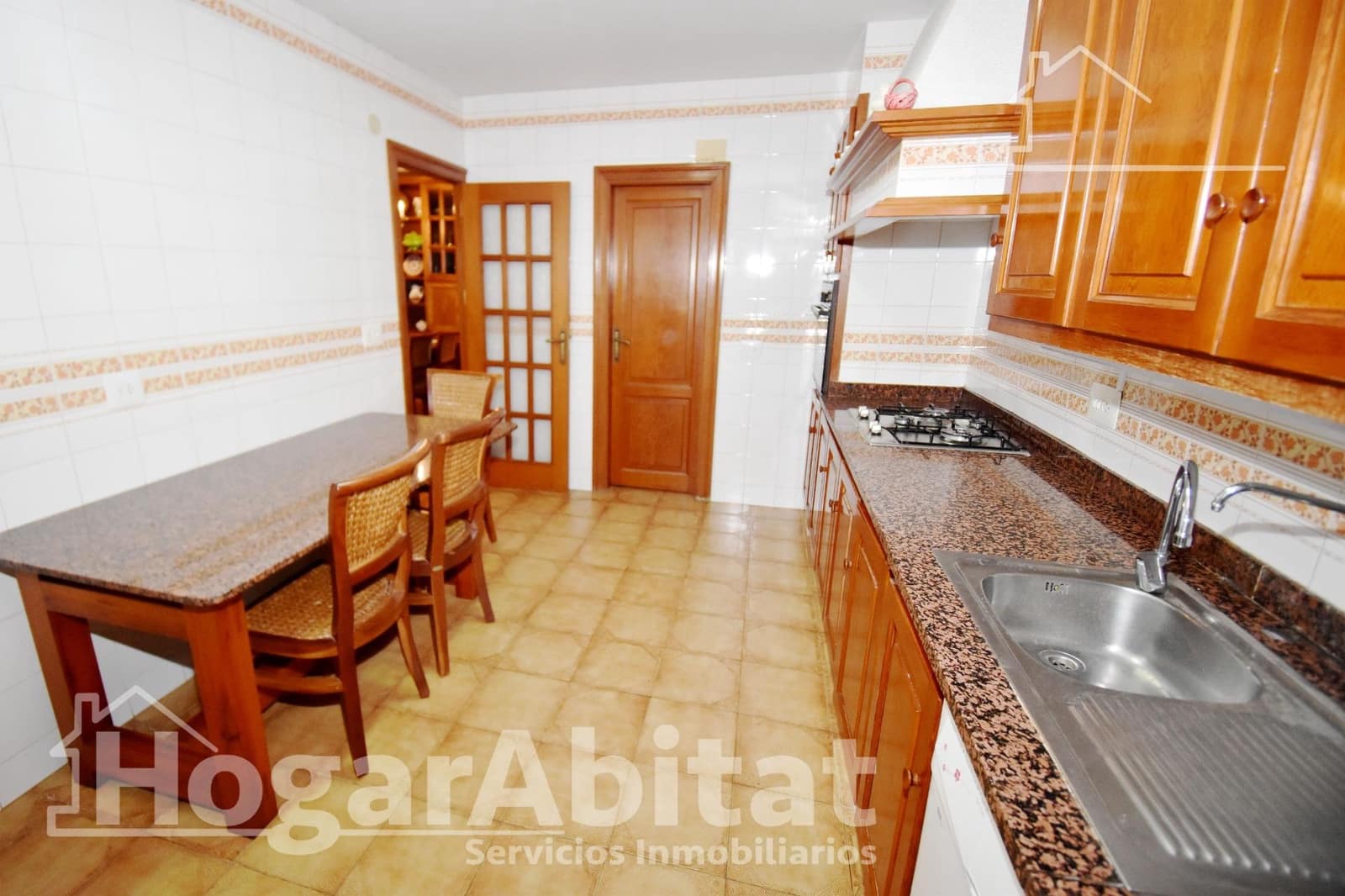 4 soverom Villa til salgs i Castello de la Plana med svømmebasseng garasje - € 325 000 (Ref: 9752085)