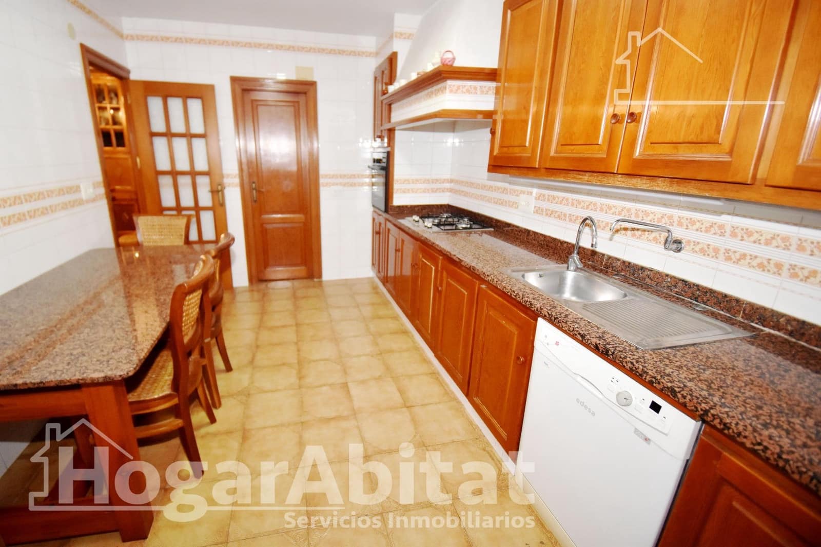 4 soverom Villa til salgs i Castello de la Plana med svømmebasseng garasje - € 325 000 (Ref: 9752085)