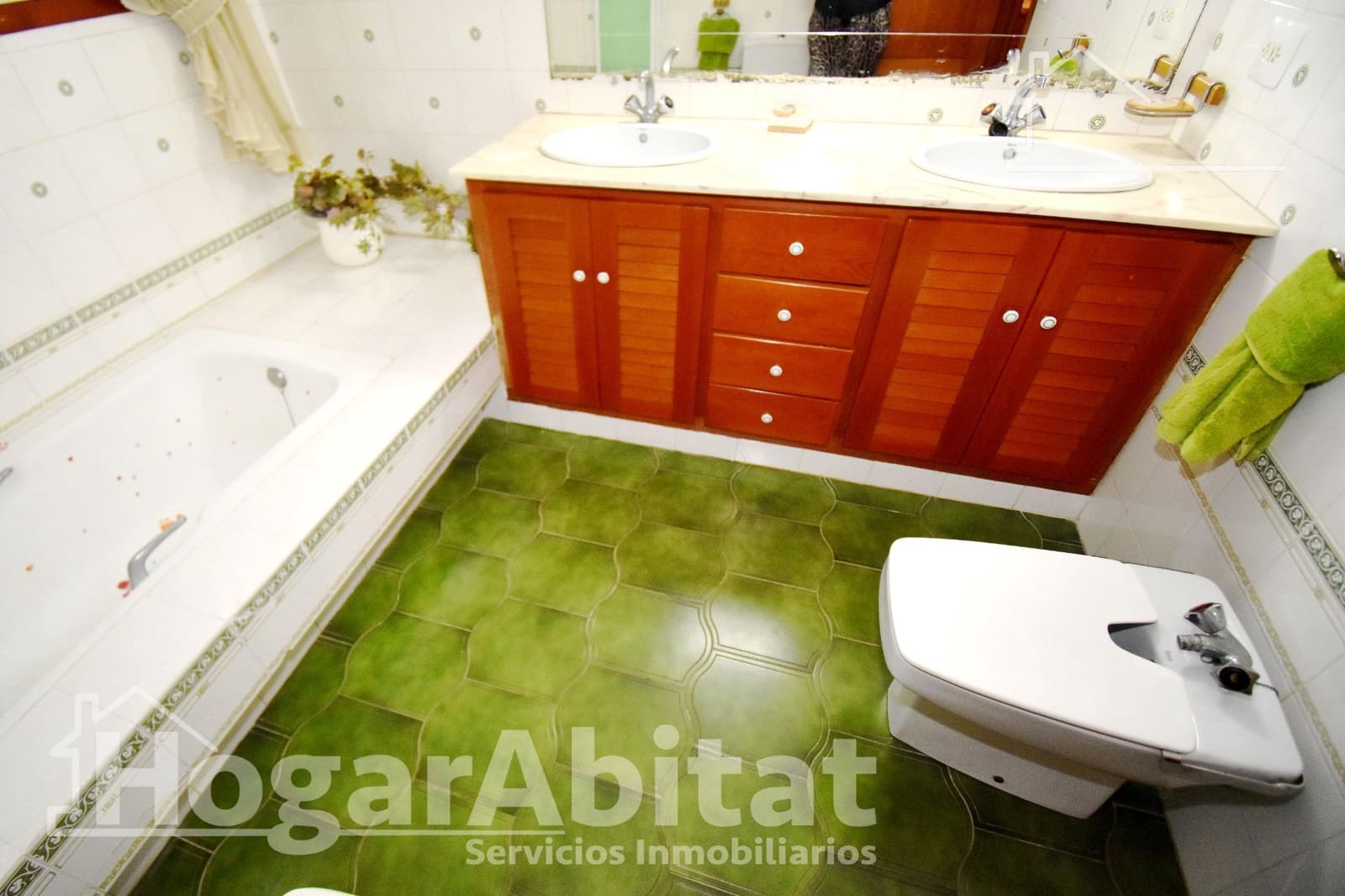 4 soverom Villa til salgs i Castello de la Plana med svømmebasseng garasje - € 325 000 (Ref: 9752085)