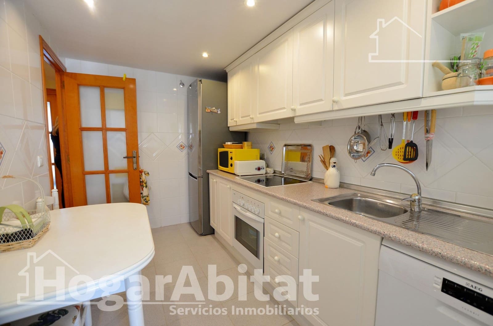 3 soveværelse Penthouse til salg i Playa de San Juan med swimmingpool garage - € 540.000 (Ref: 9752092)