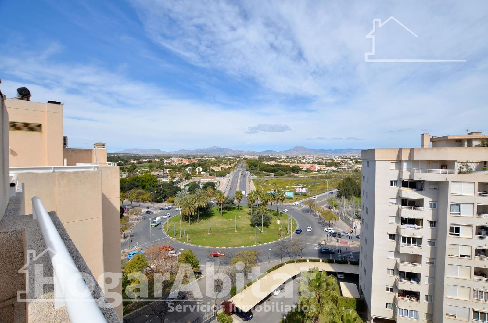 3 soveværelse Penthouse til salg i Playa de San Juan med swimmingpool garage - € 540.000 (Ref: 9752092)