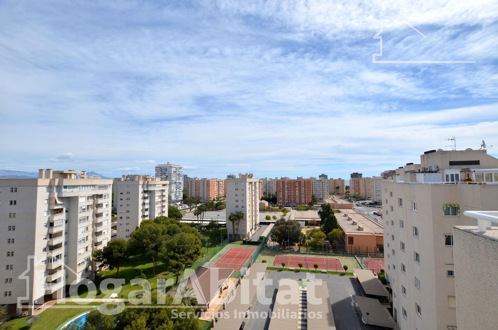 3 soveværelse Penthouse til salg i Playa de San Juan med swimmingpool garage - € 540.000 (Ref: 9752092)