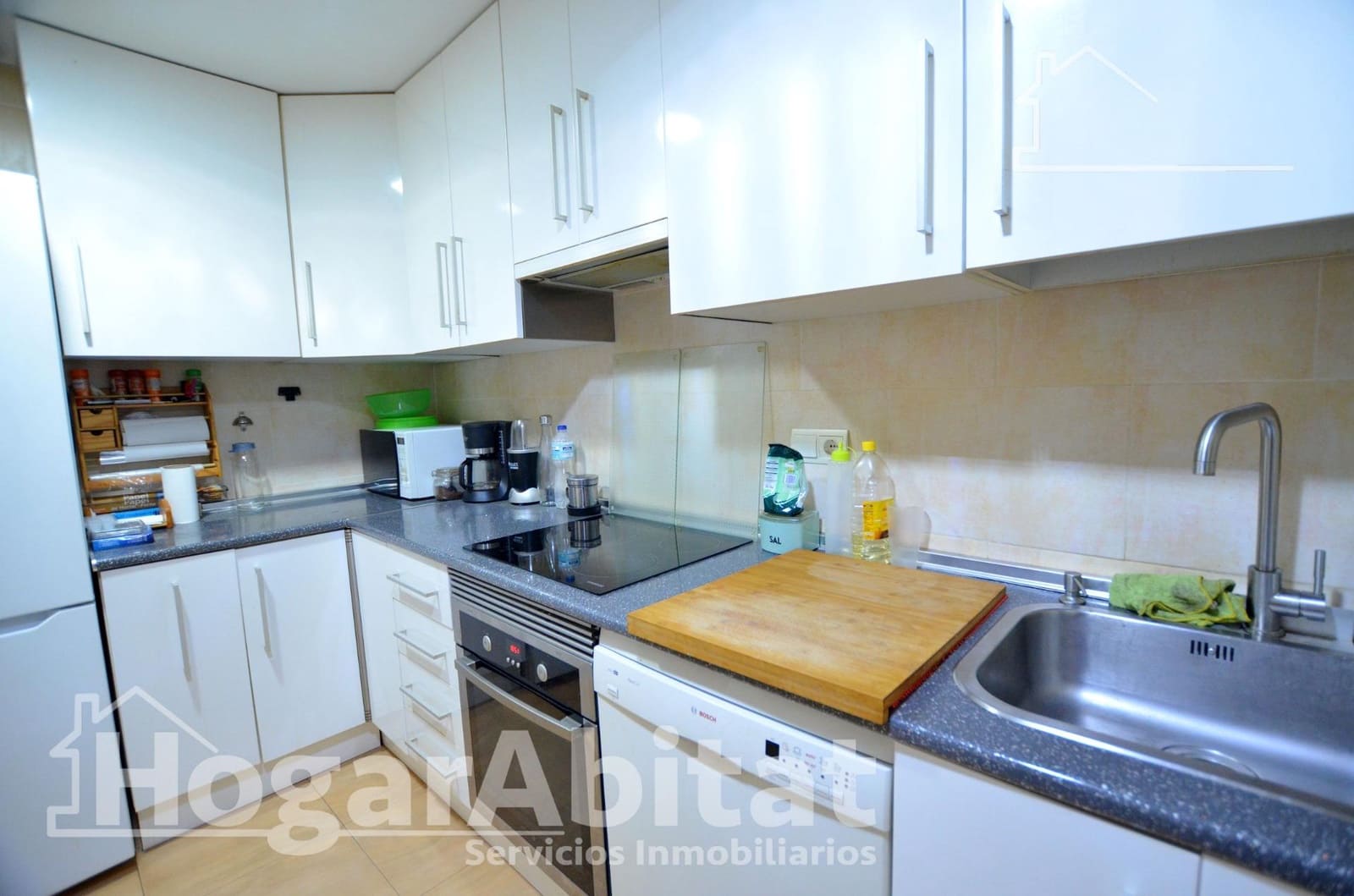3 bedroom Flat for sale in Alicante / Alacant city - € 270,000 (Ref: 9752094)