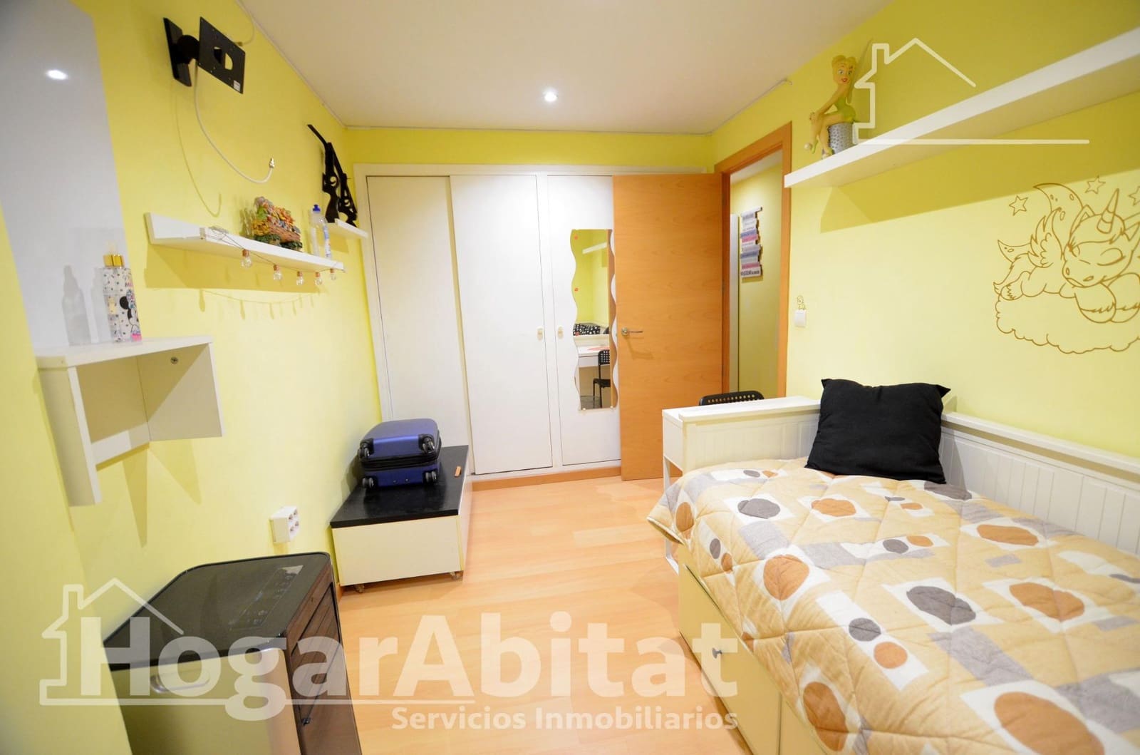 3 bedroom Flat for sale in Alicante / Alacant city - € 270,000 (Ref: 9752094)