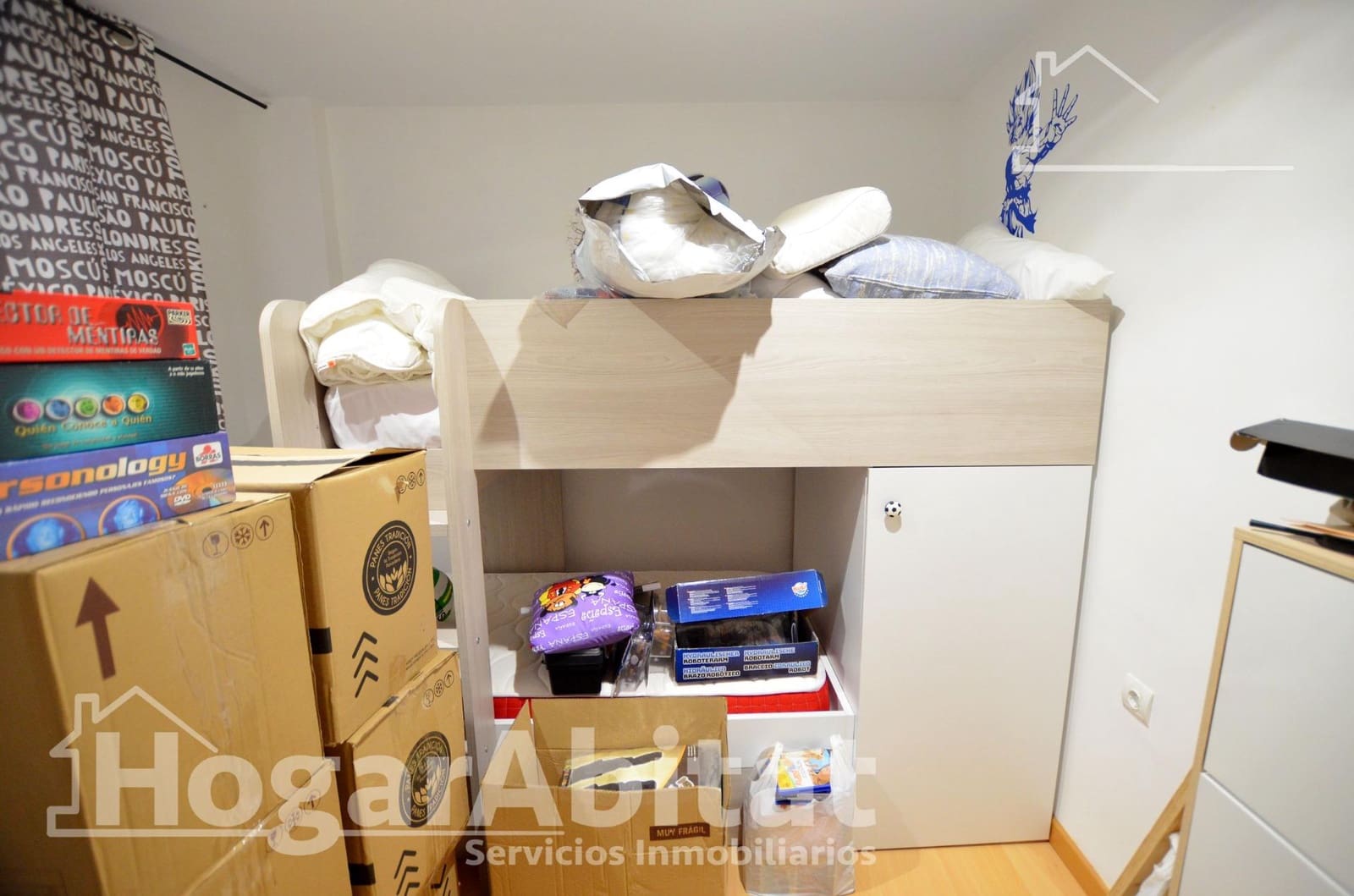 3 bedroom Flat for sale in Alicante / Alacant city - € 270,000 (Ref: 9752094)