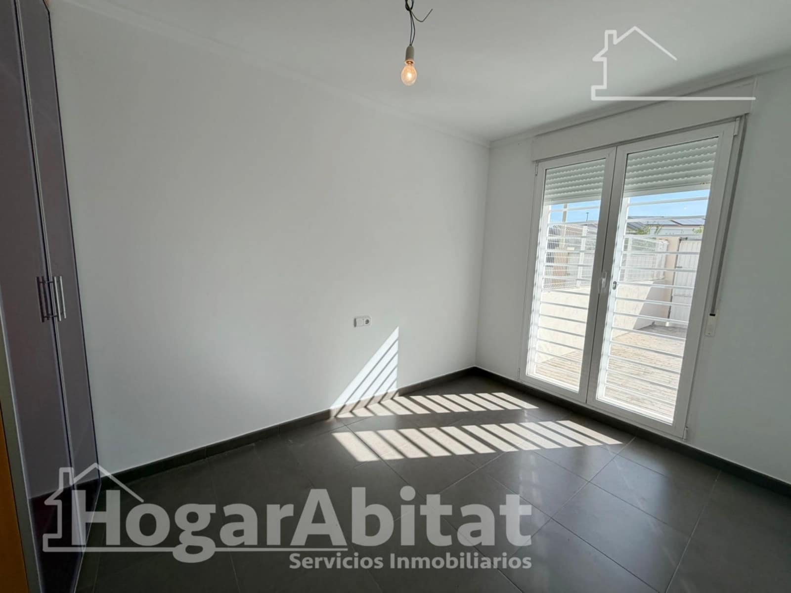 4 soveværelse Rækkehus til salg i Benaguasil med garage - € 349.000 (Ref: 9752095)