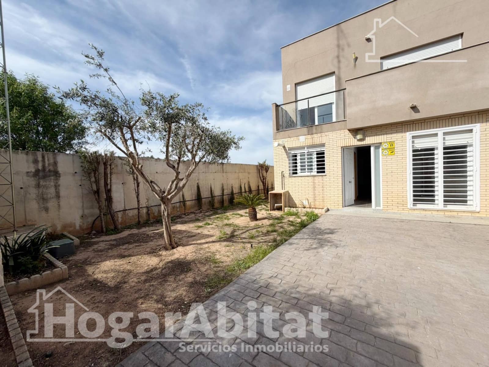 4 soveværelse Rækkehus til salg i Benaguasil med garage - € 349.000 (Ref: 9752095)