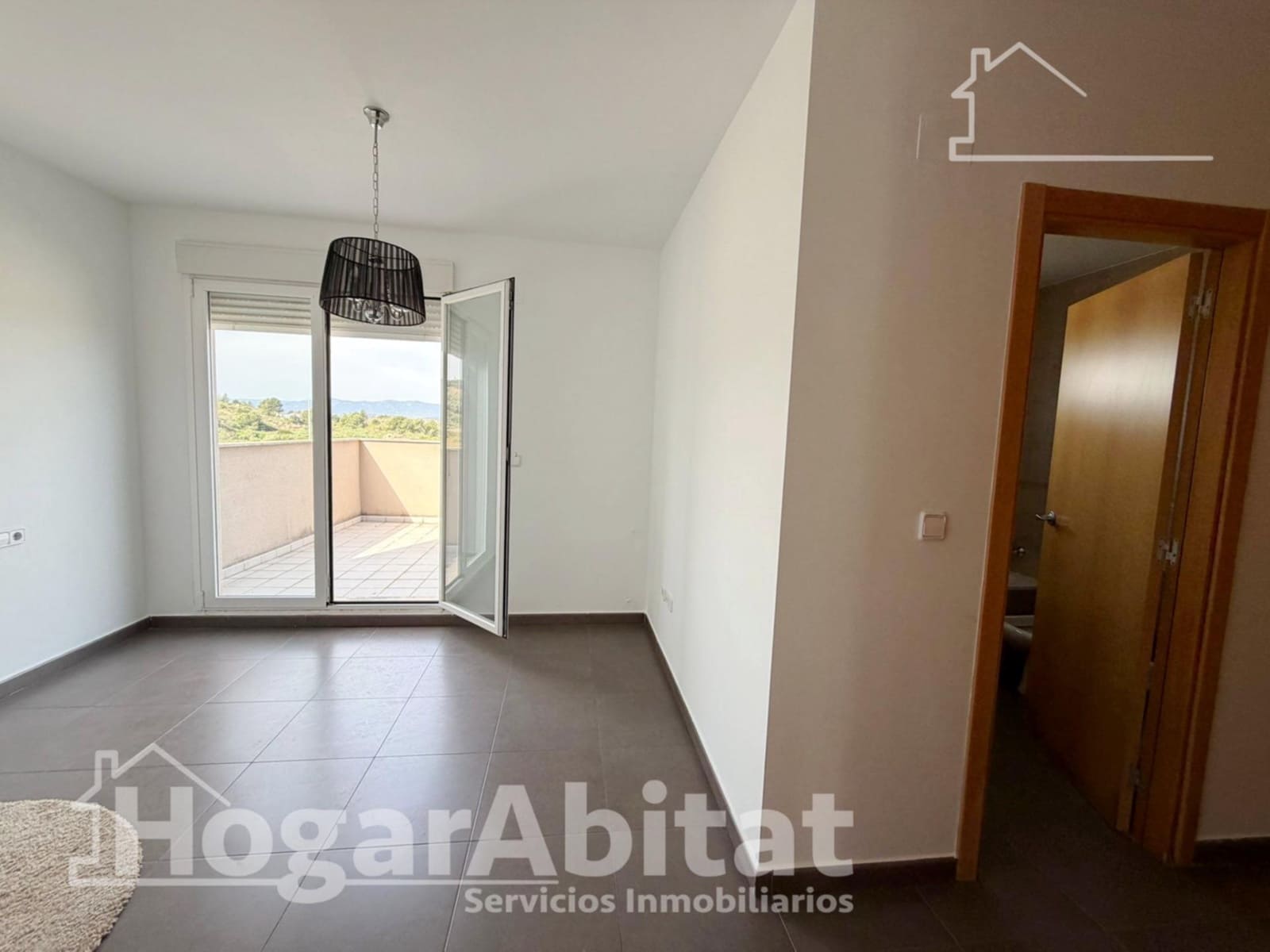 4 soveværelse Rækkehus til salg i Benaguasil med garage - € 349.000 (Ref: 9752095)