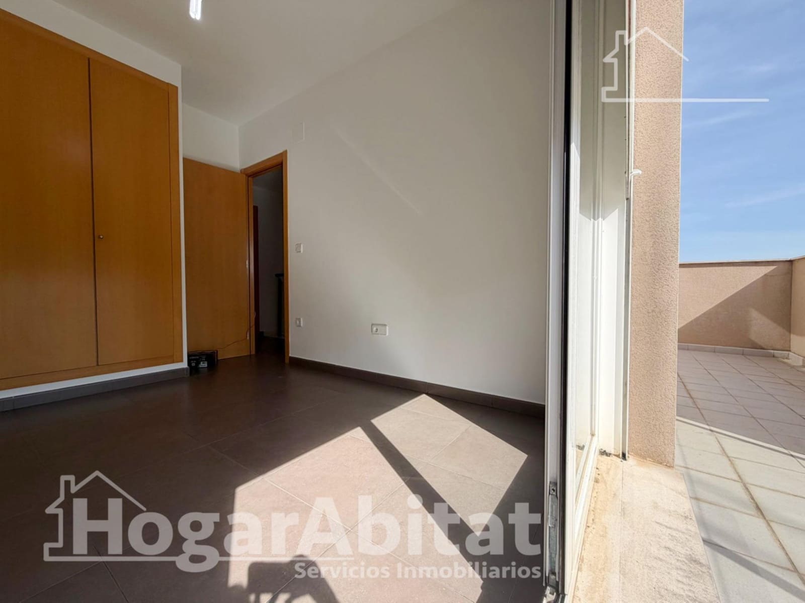 4 soveværelse Rækkehus til salg i Benaguasil med garage - € 349.000 (Ref: 9752095)