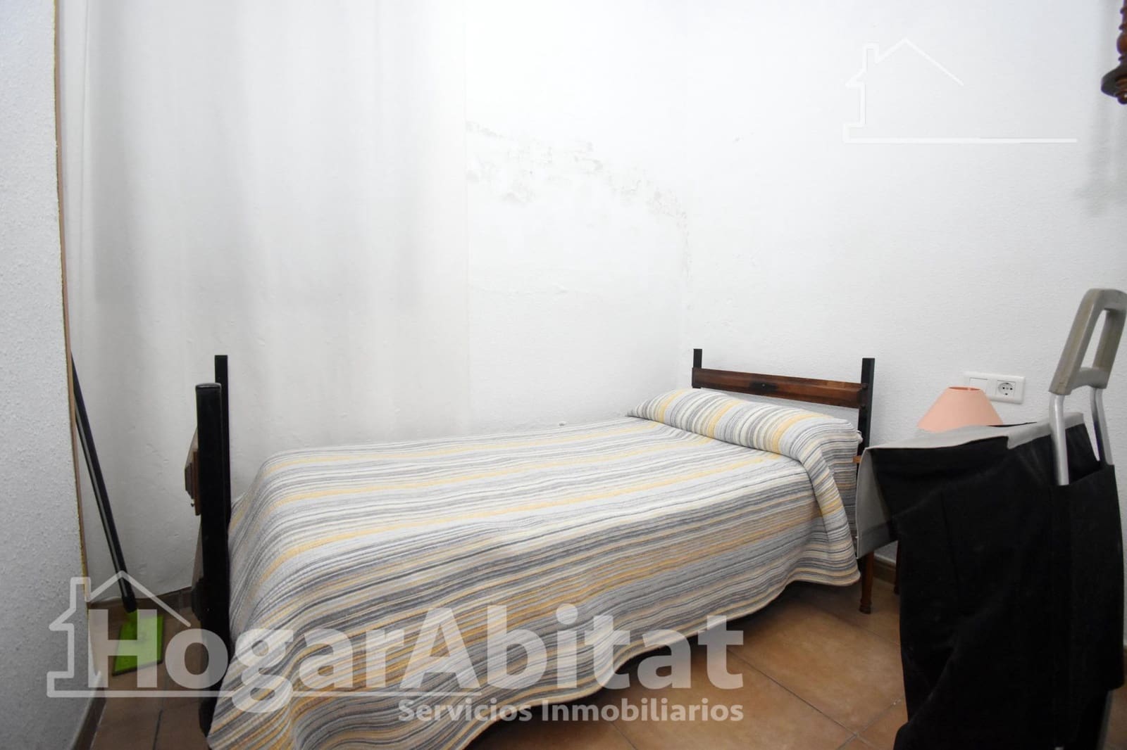 3 soveværelse Lejlighed til salg i Castello de la Plana - € 99.000 (Ref: 9752096)