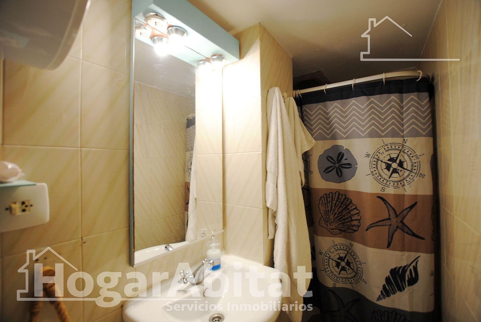 2 slaapkamer Flat te koop in Oliva met garage - € 180.000 (Ref: 9752102)