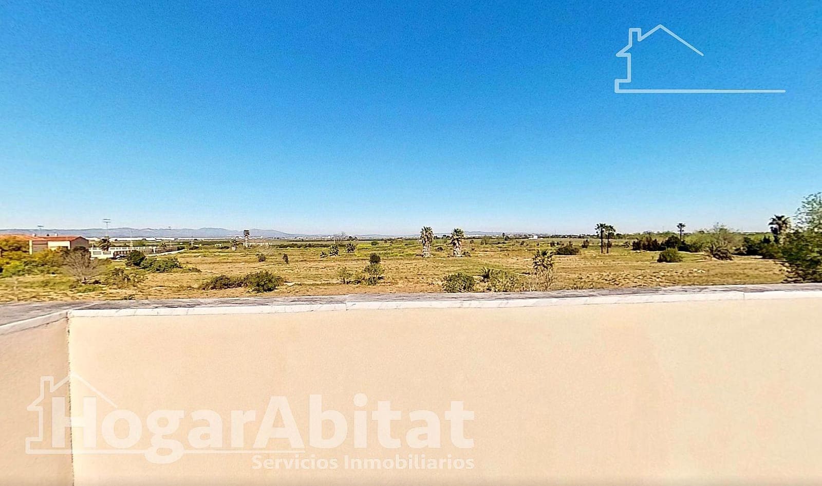 5 bedroom Townhouse for sale in Benimuslem with garage - € 380,000 (Ref: 9752112)