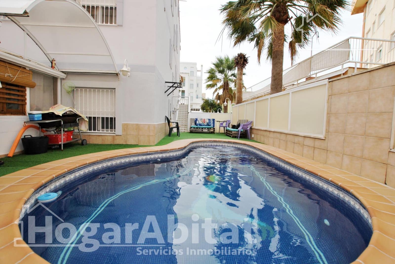 6 soverom Rekkehus til salgs i Oliva med svømmebasseng - € 390 000 (Ref: 9755740)