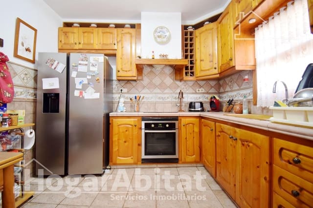 7 quarto Moradia para venda em Vila-real com piscina garagem - 499 000 € (Ref: 9755758)