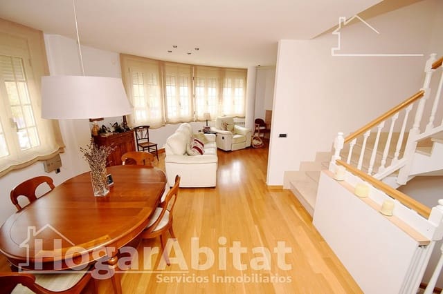4 camera da letto Villetta a Schiera in vendita in Vila-real con garage - 370.000 € (Rif: 9755759)