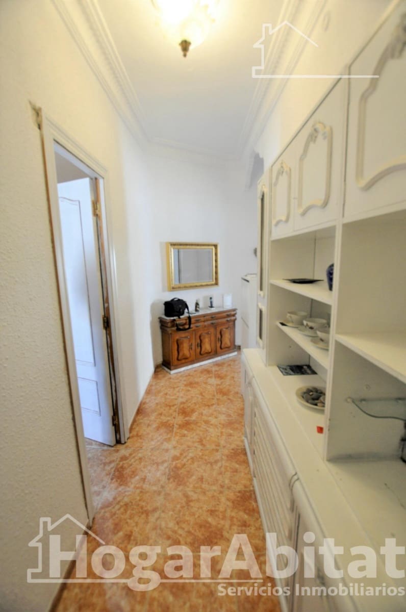 3 bedroom Flat for sale in Valencia city - € 259,000 (Ref: 9755766)