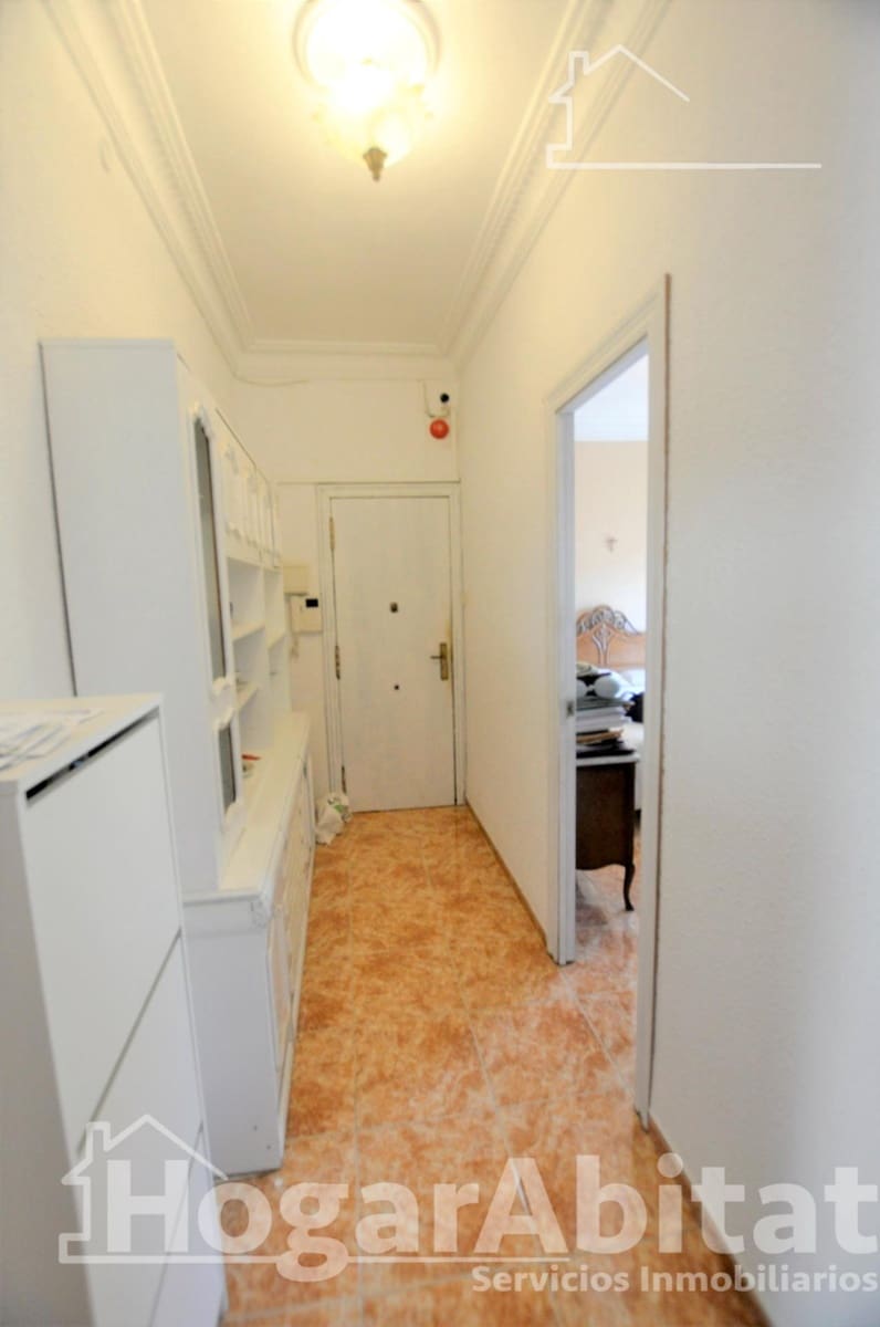 3 bedroom Flat for sale in Valencia city - € 259,000 (Ref: 9755766)