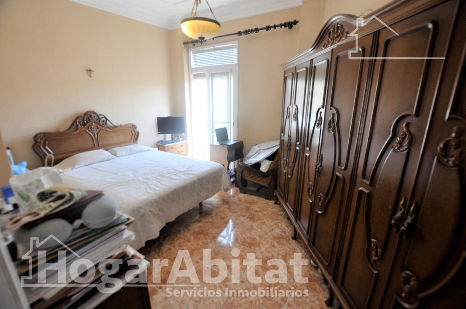 3 bedroom Flat for sale in Valencia city - € 259,000 (Ref: 9755766)