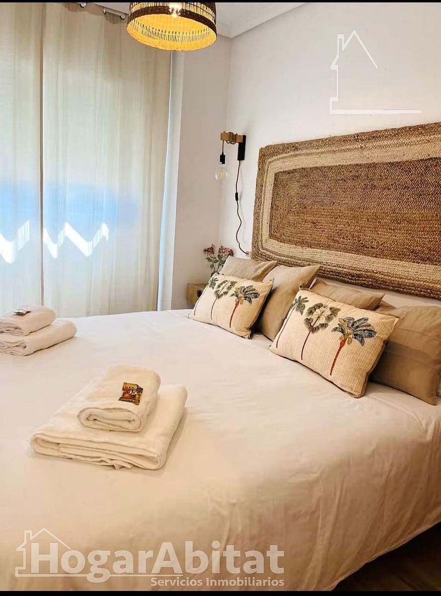 Piso de 2 habitaciones en Oropesa  en venta con piscina garaje - 175.000 € (Ref: 9755769)