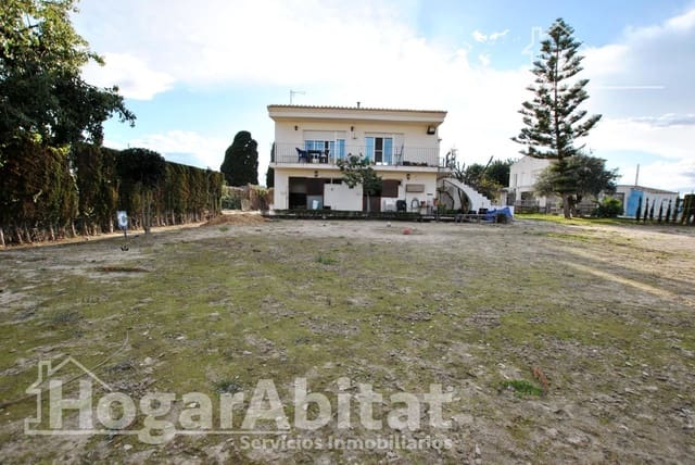 4 Zimmer Villa zu verkaufen in Oliva mit Pool Garage - 750.000 € (Ref: 9755776)