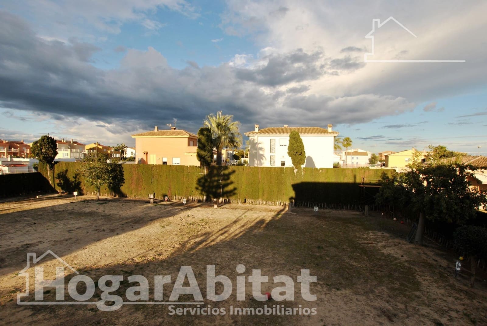 4 Zimmer Villa zu verkaufen in Oliva mit Pool Garage - 750.000 € (Ref: 9755776)