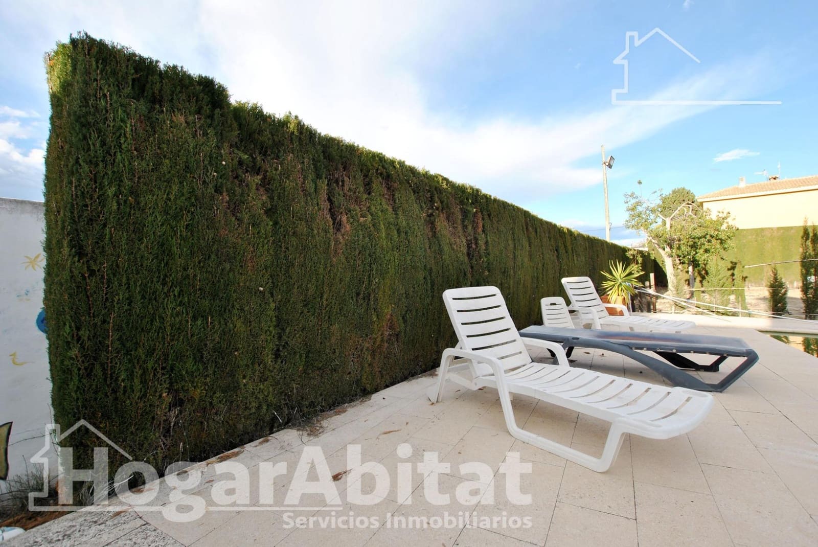 4 Zimmer Villa zu verkaufen in Oliva mit Pool Garage - 750.000 € (Ref: 9755776)