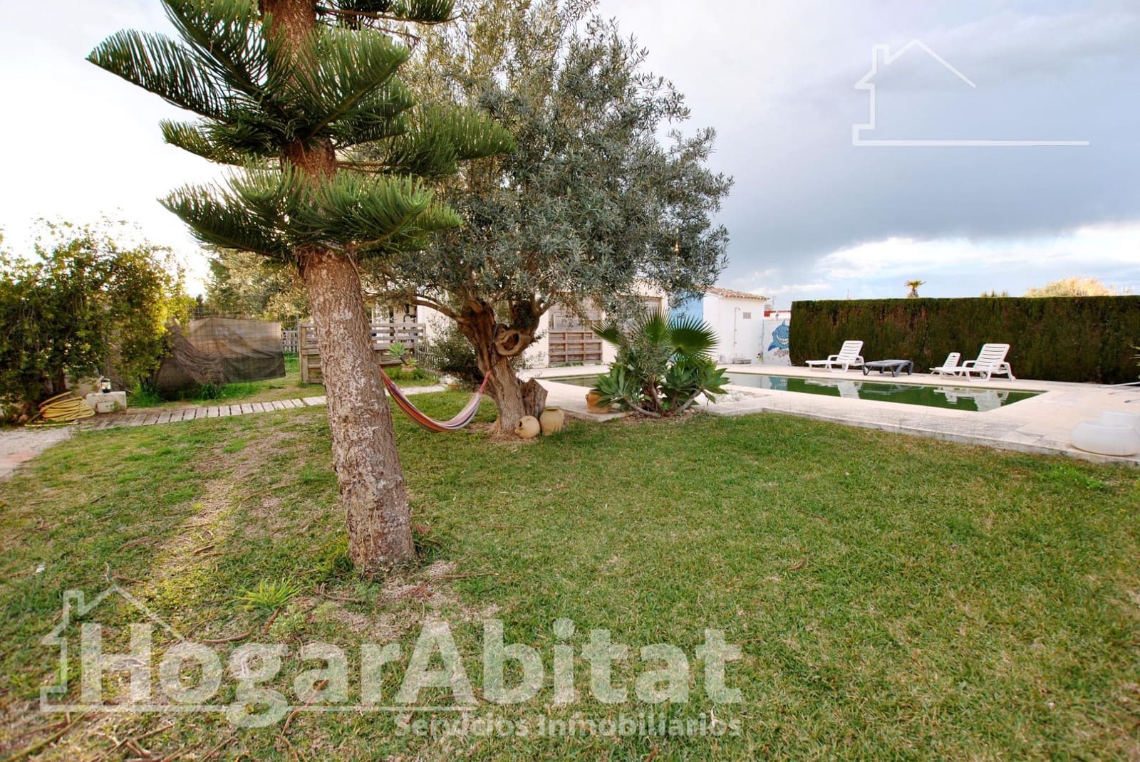 4 Zimmer Villa zu verkaufen in Oliva mit Pool Garage - 750.000 € (Ref: 9755776)