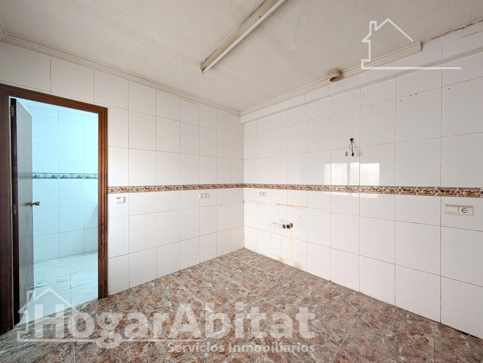 4 soverom Hus til salgs i Alicante by - € 157 000 (Ref: 9755778)