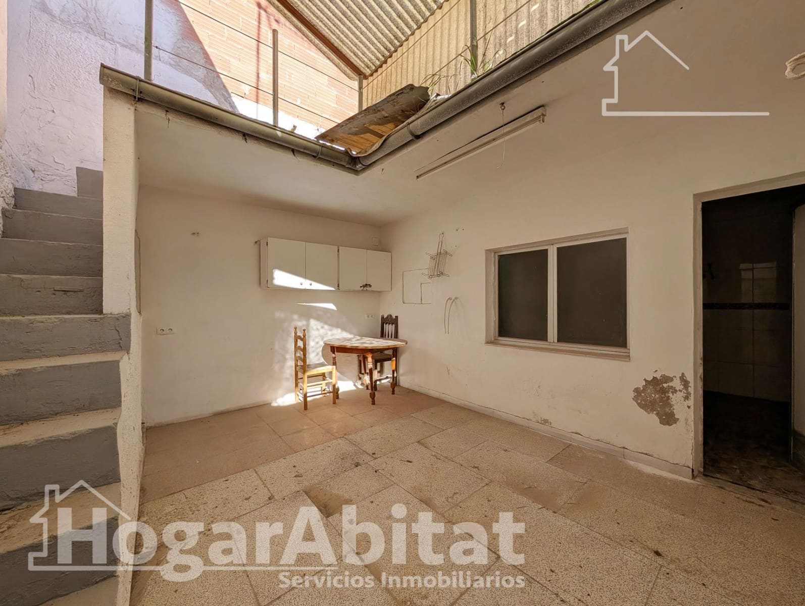 4 soverom Hus til salgs i Alicante by - € 157 000 (Ref: 9755778)