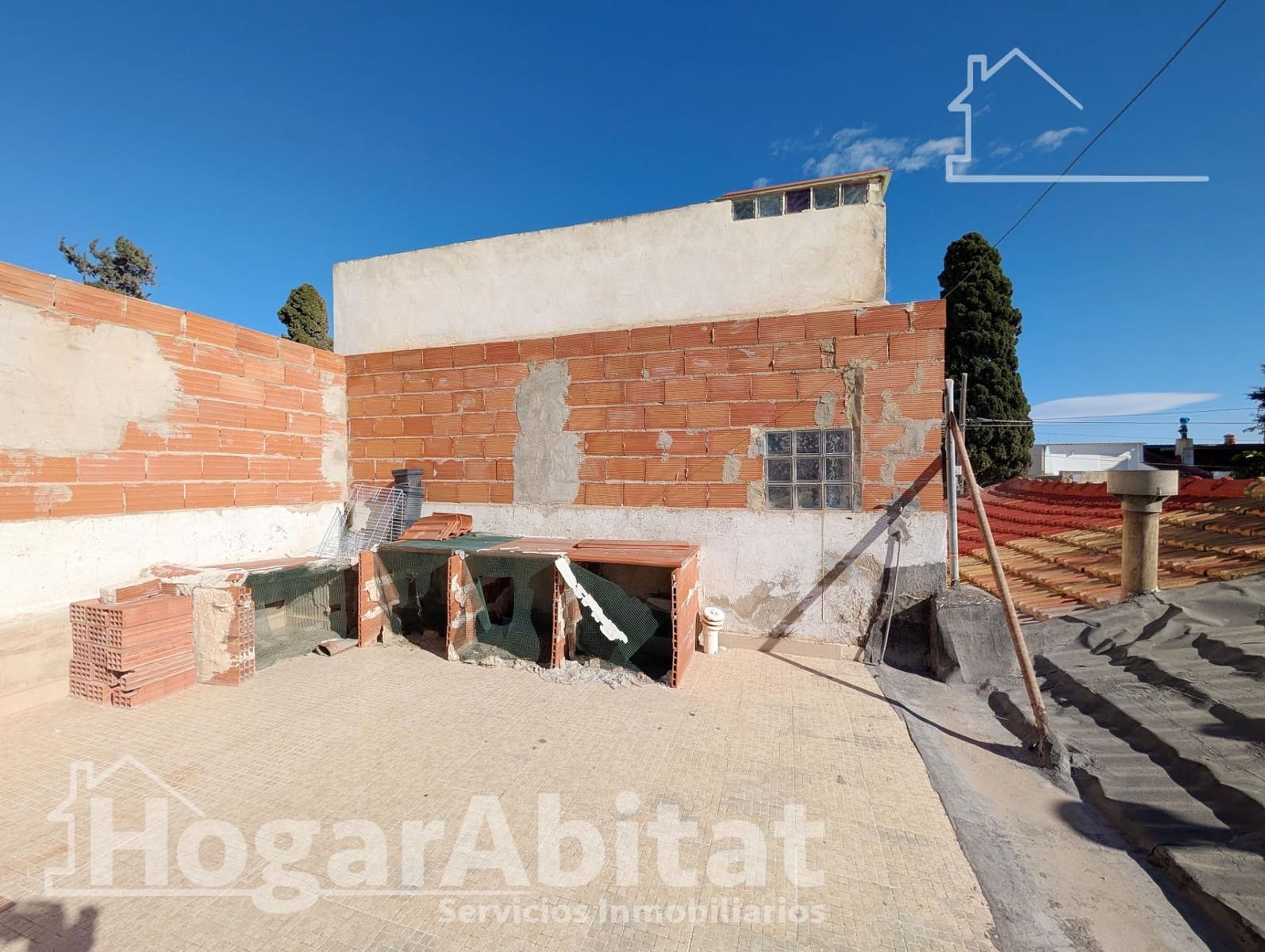 4 soverom Hus til salgs i Alicante by - € 157 000 (Ref: 9755778)