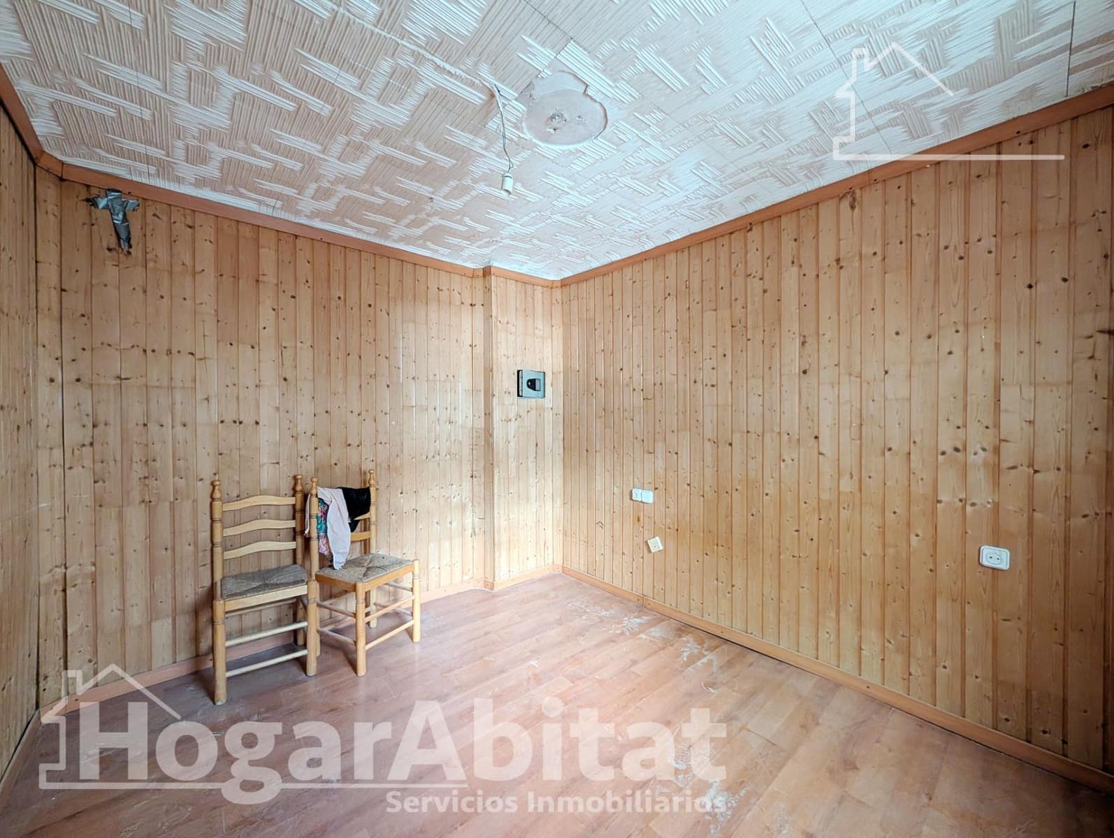 4 soverom Hus til salgs i Alicante by - € 157 000 (Ref: 9755778)