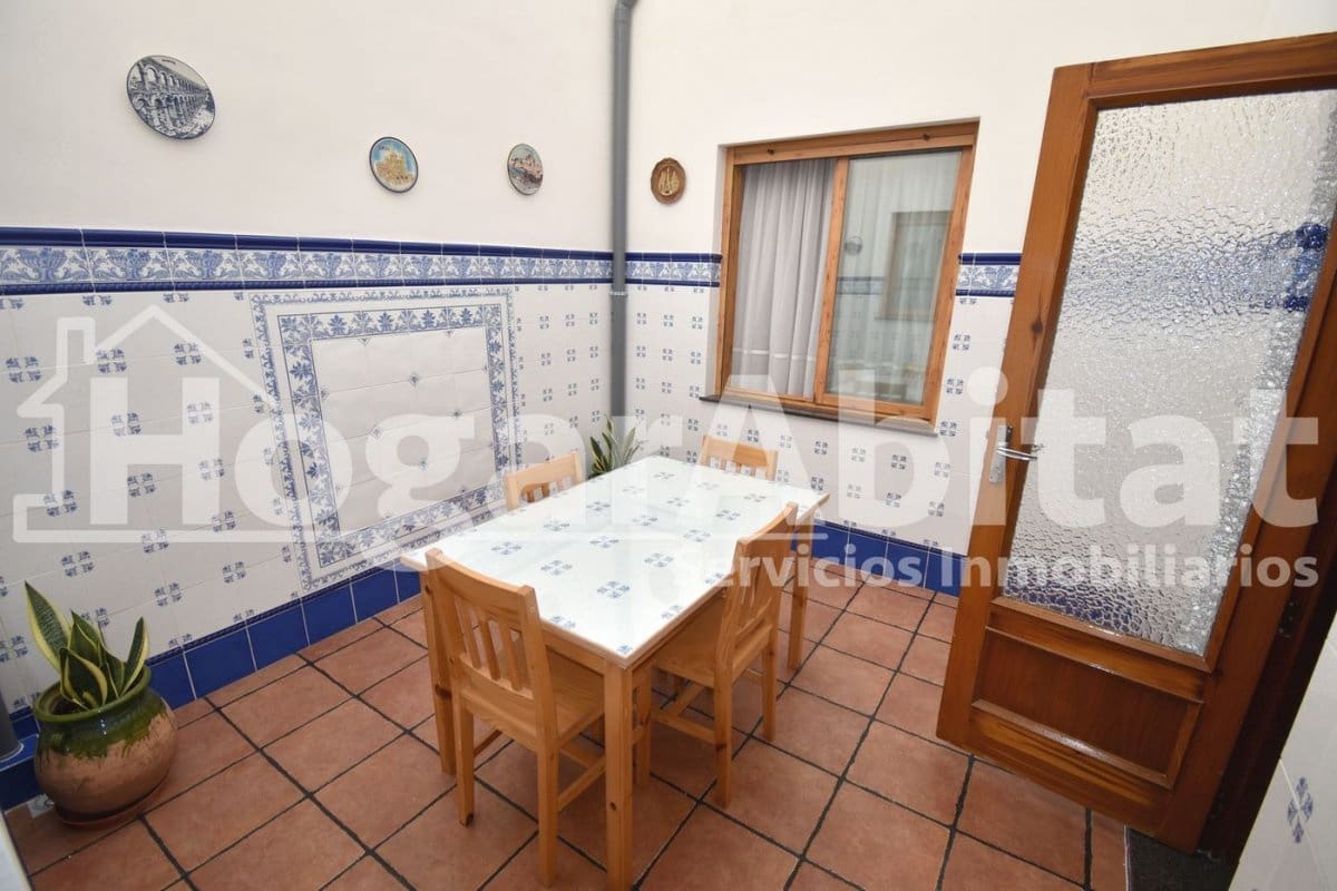 6 quarto Moradia para venda em Vila-real com garagem - 300 000 € (Ref: 9755780)