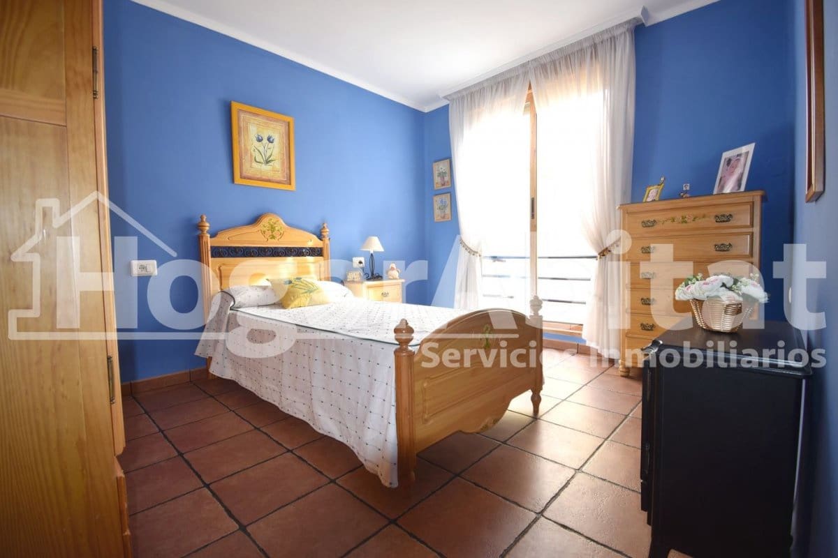 6 quarto Moradia para venda em Vila-real com garagem - 300 000 € (Ref: 9755780)