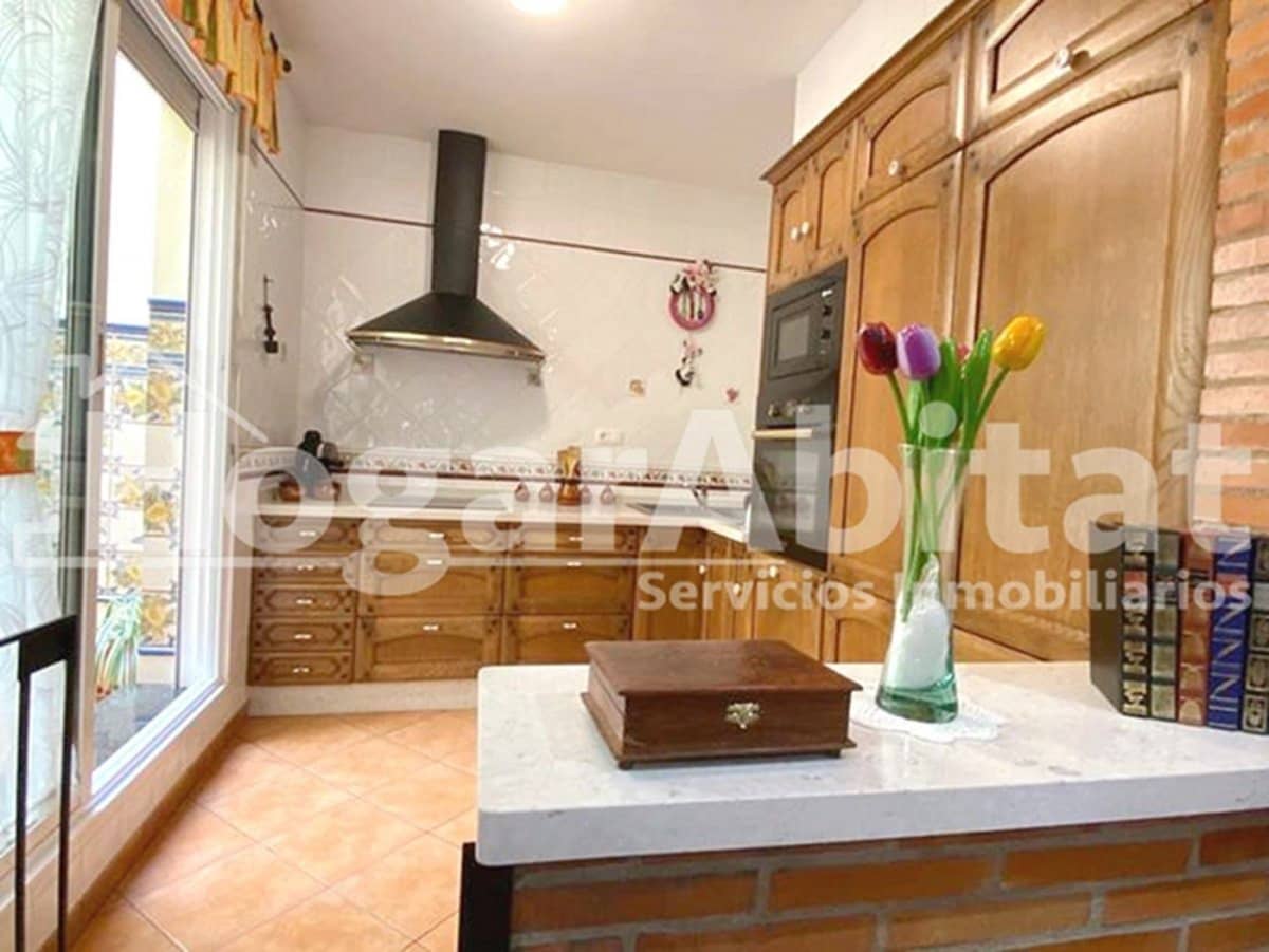 6 quarto Moradia para venda em Vila-real com garagem - 300 000 € (Ref: 9755780)
