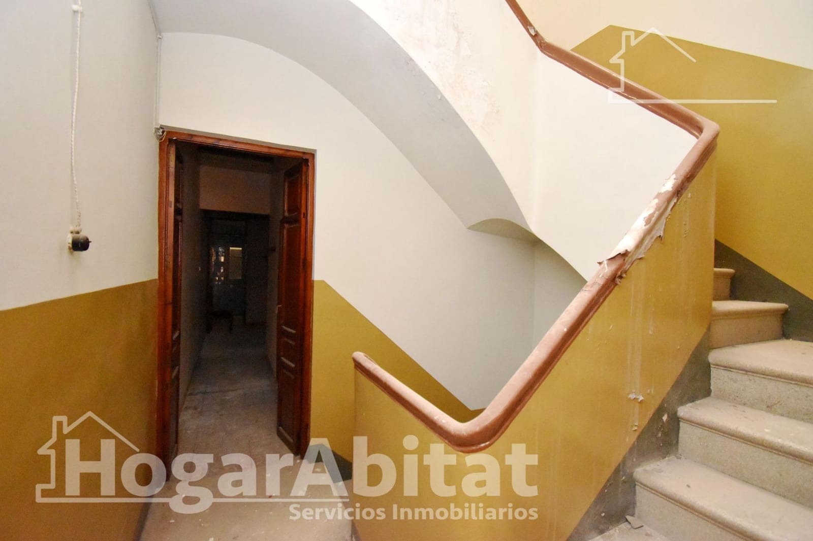 7 sypialnia Dom na sprzedaż w Castello de la Plana - 150 000 € (Ref: 9755783)