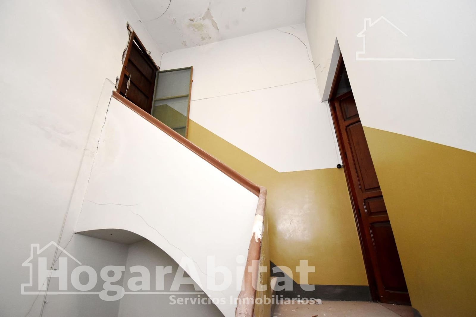 7 sypialnia Dom na sprzedaż w Castello de la Plana - 150 000 € (Ref: 9755783)