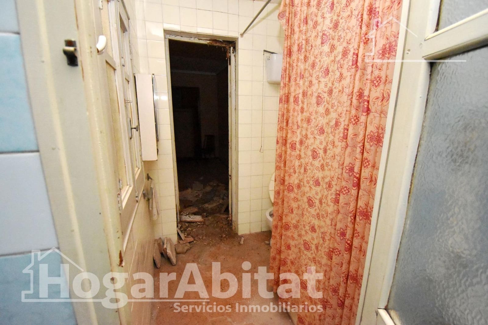 7 sypialnia Dom na sprzedaż w Castello de la Plana - 150 000 € (Ref: 9755783)