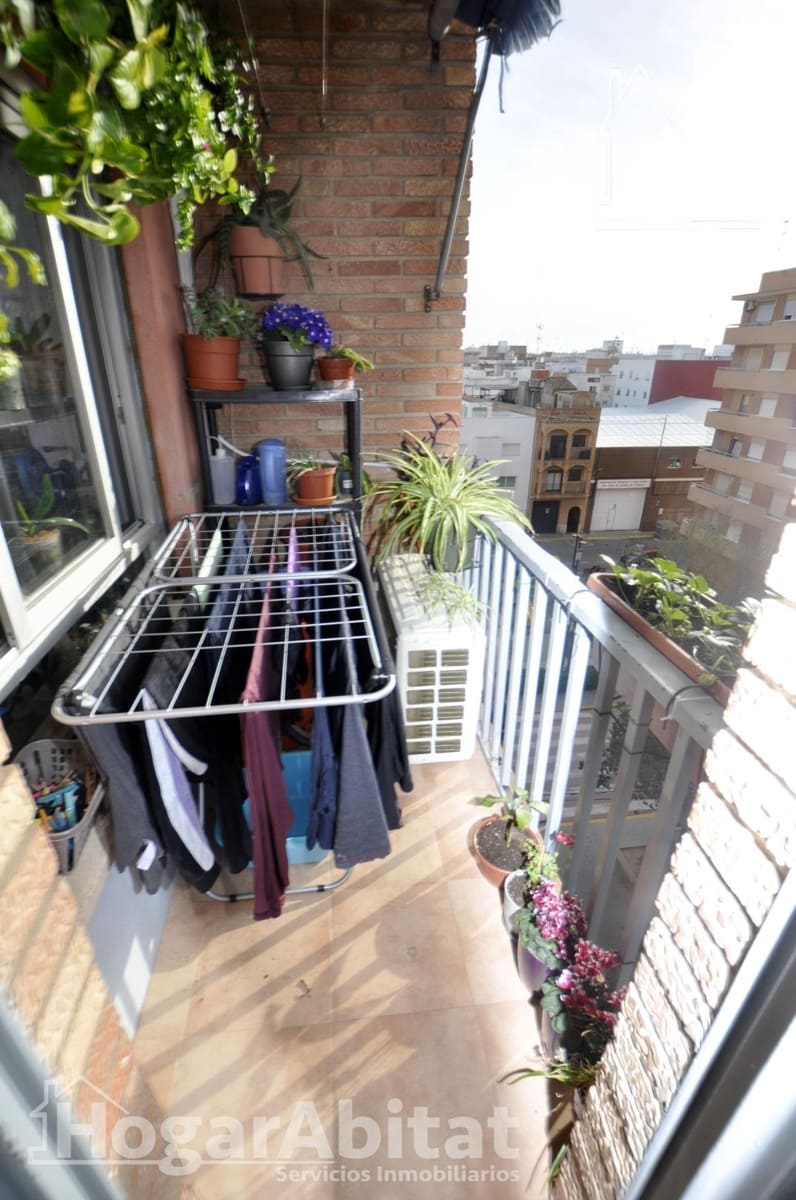 4 bedroom Flat for sale in La Pobla de Farnals - € 193,000 (Ref: 9759026)