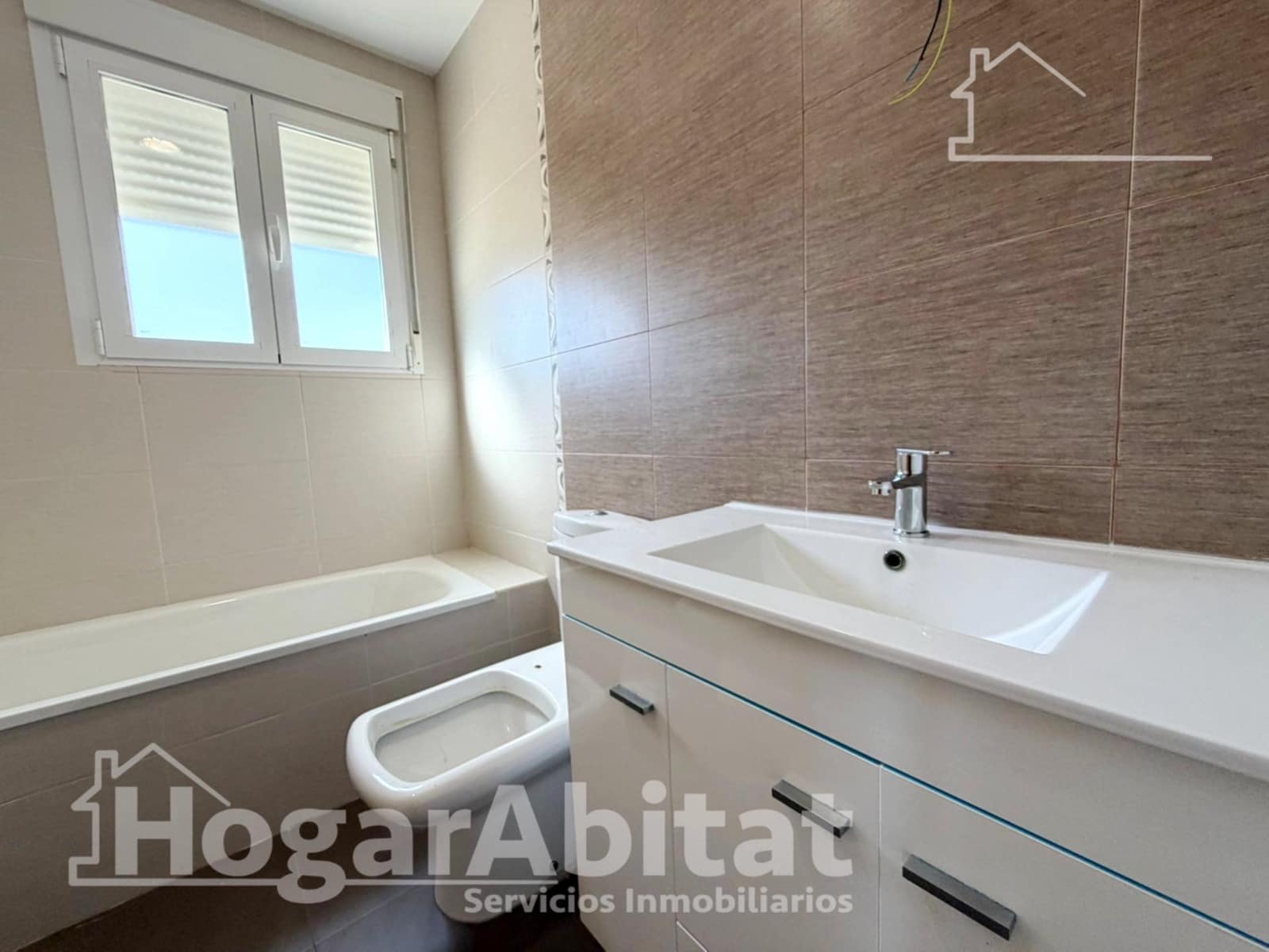 4 camera da letto Villetta a Schiera in vendita in Benaguasil con garage - 349.000 € (Rif: 9759033)