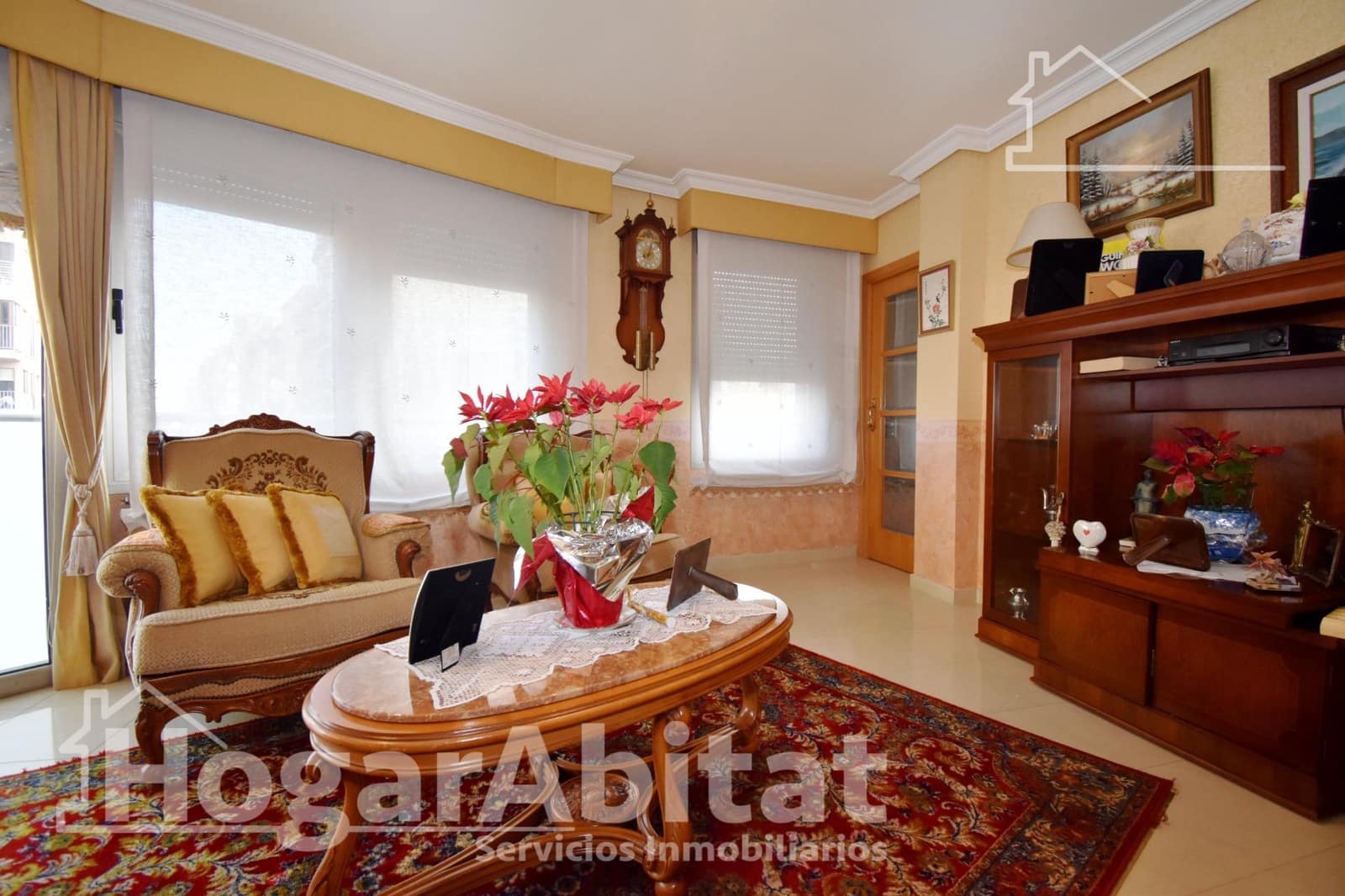 6 bedroom Flat for sale in Castello de la Plana with garage - € 405,000 (Ref: 9759034)