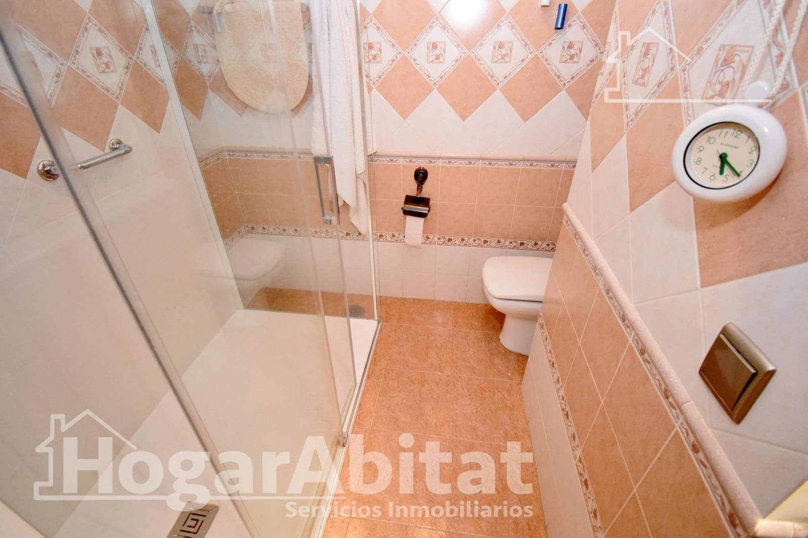 6 bedroom Flat for sale in Castello de la Plana with garage - € 405,000 (Ref: 9759034)