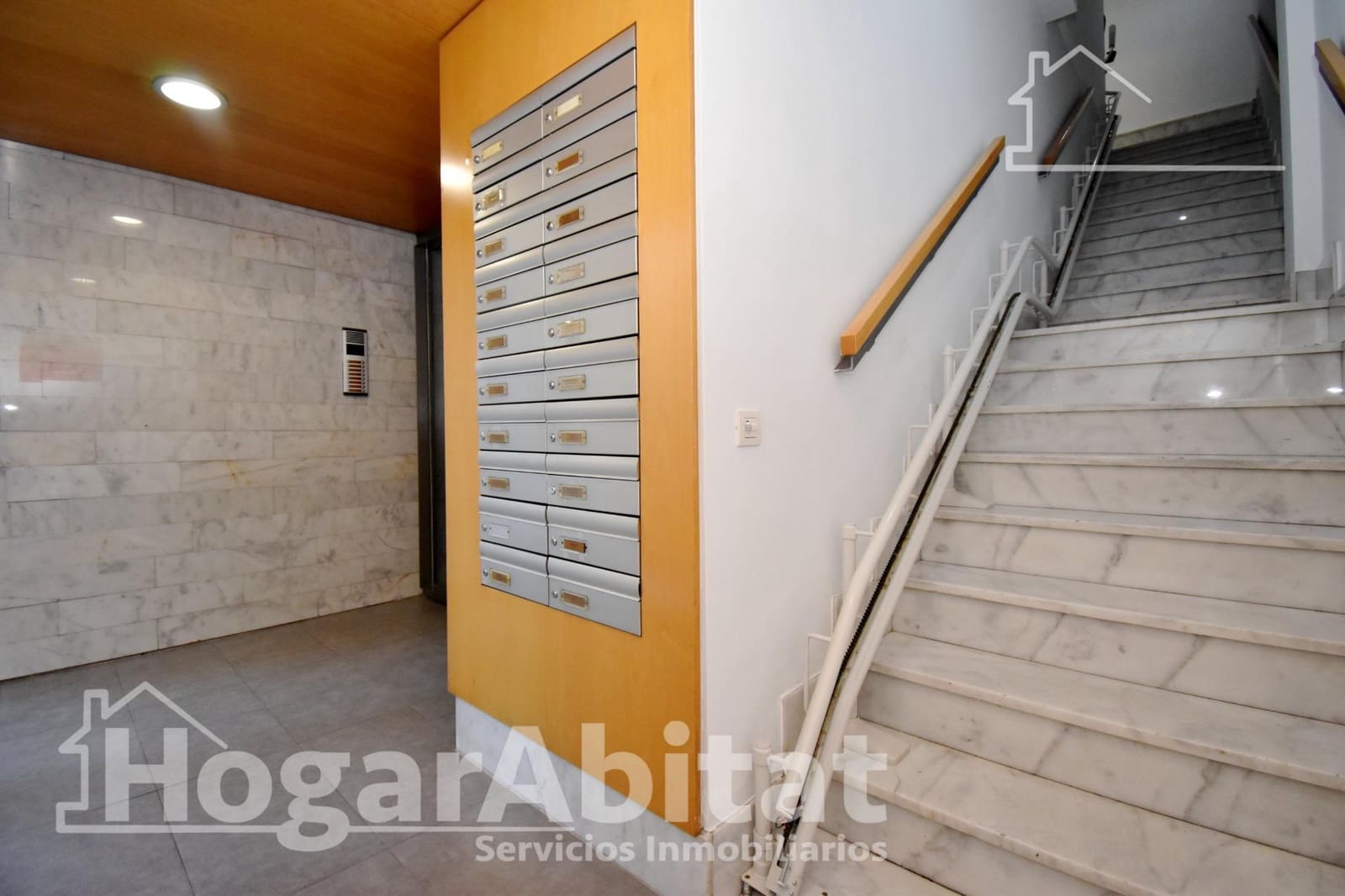 6 bedroom Flat for sale in Castello de la Plana with garage - € 405,000 (Ref: 9759034)