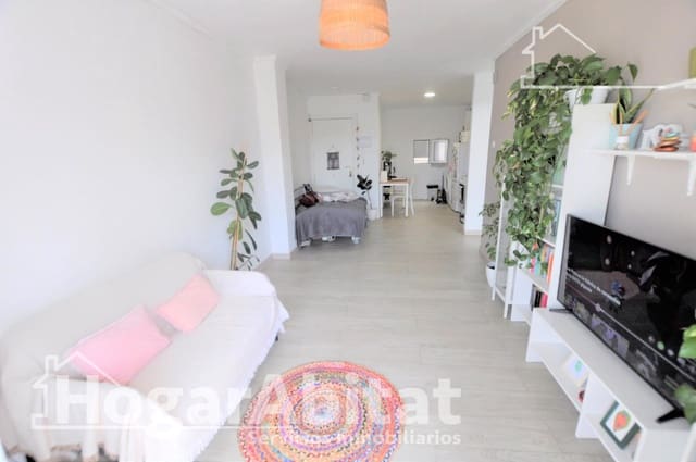 3 soveværelse Lejlighed til salg i La Creu del Grau, Valencia by - € 185.000 (Ref: 9759035)
