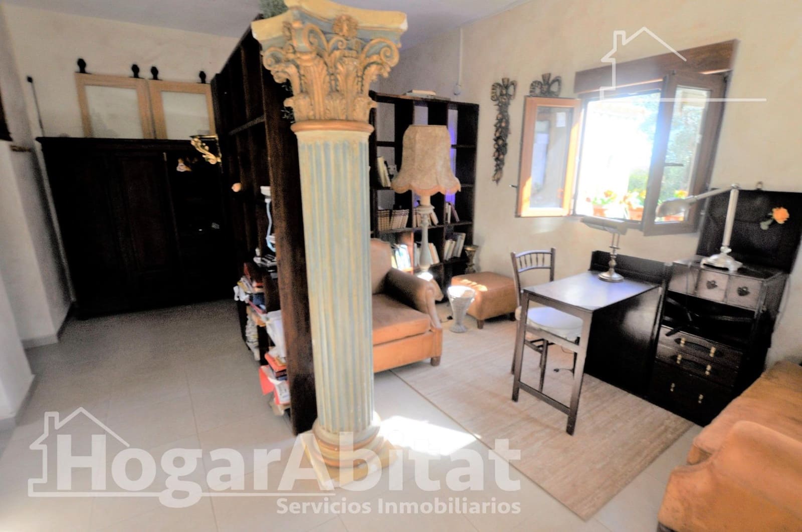 5 slaapkamer Villa te koop in Godelleta met garage - € 280.000 (Ref: 9759036)
