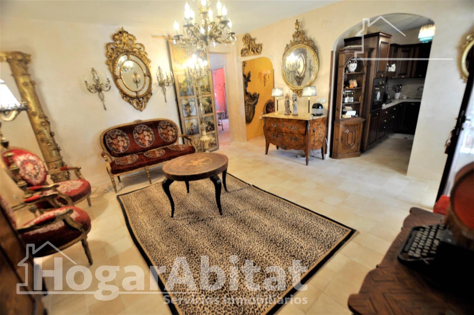 5 slaapkamer Villa te koop in Godelleta met garage - € 280.000 (Ref: 9759036)