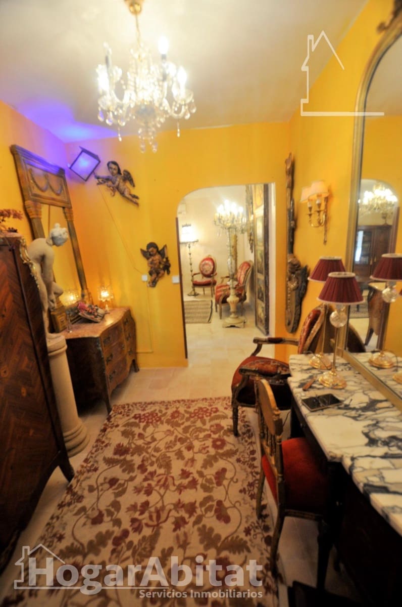 5 slaapkamer Villa te koop in Godelleta met garage - € 280.000 (Ref: 9759036)