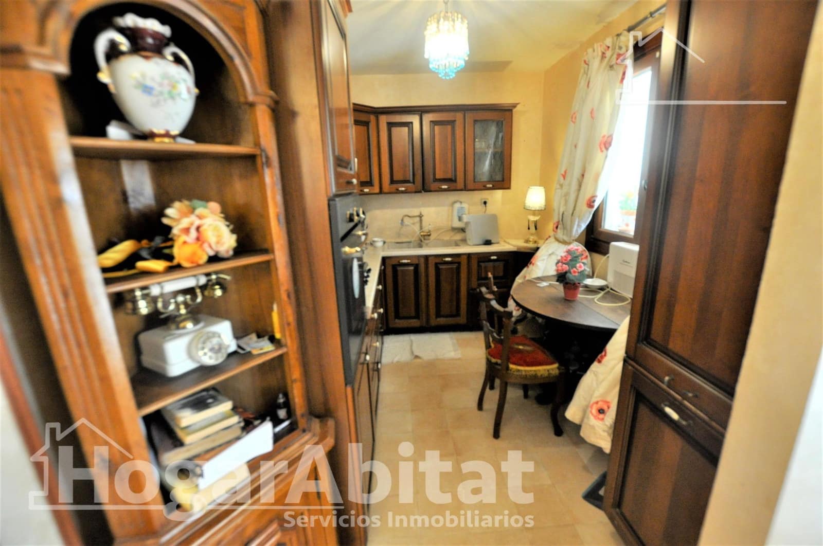 5 slaapkamer Villa te koop in Godelleta met garage - € 280.000 (Ref: 9759036)