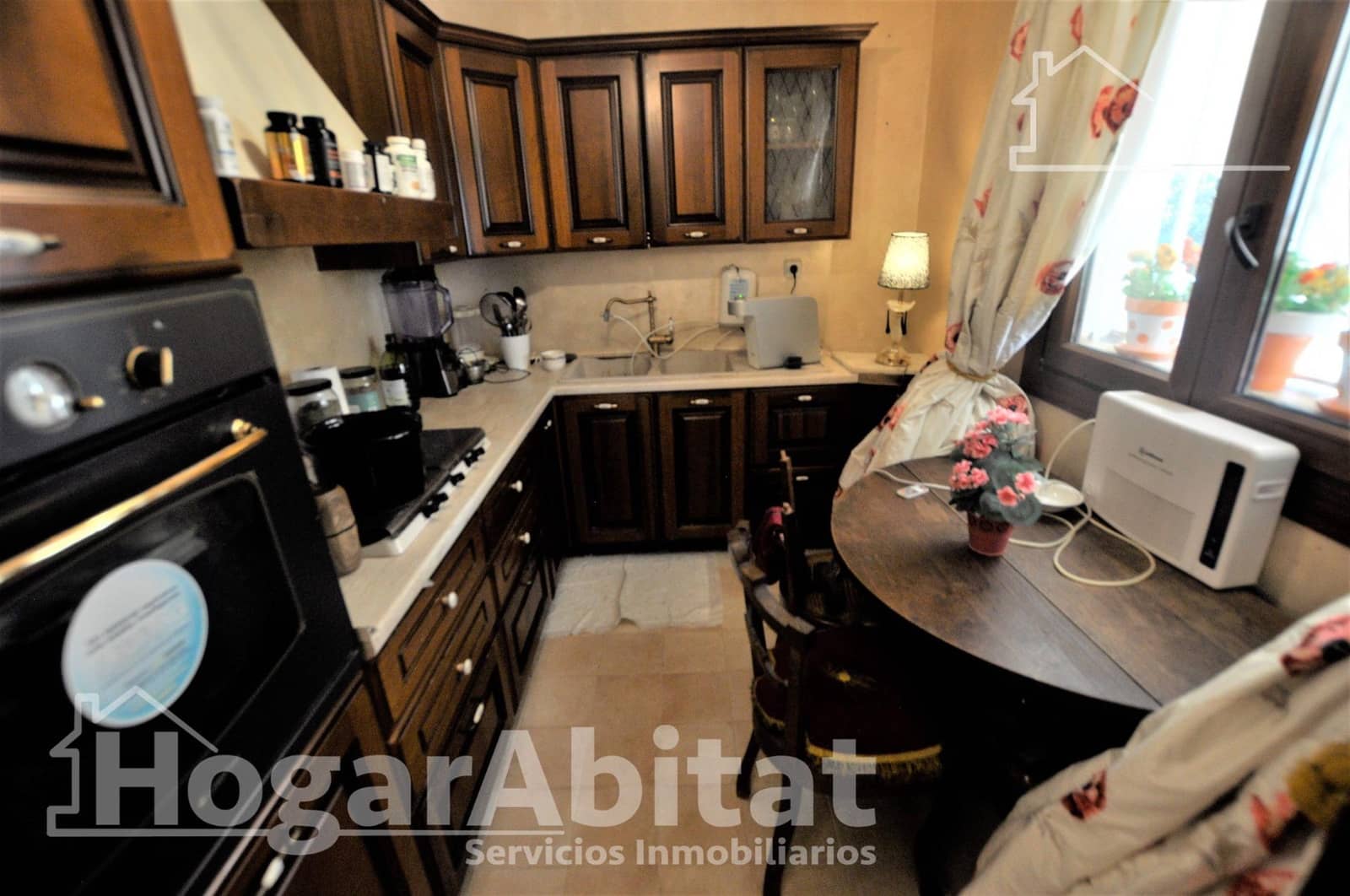 5 slaapkamer Villa te koop in Godelleta met garage - € 280.000 (Ref: 9759036)