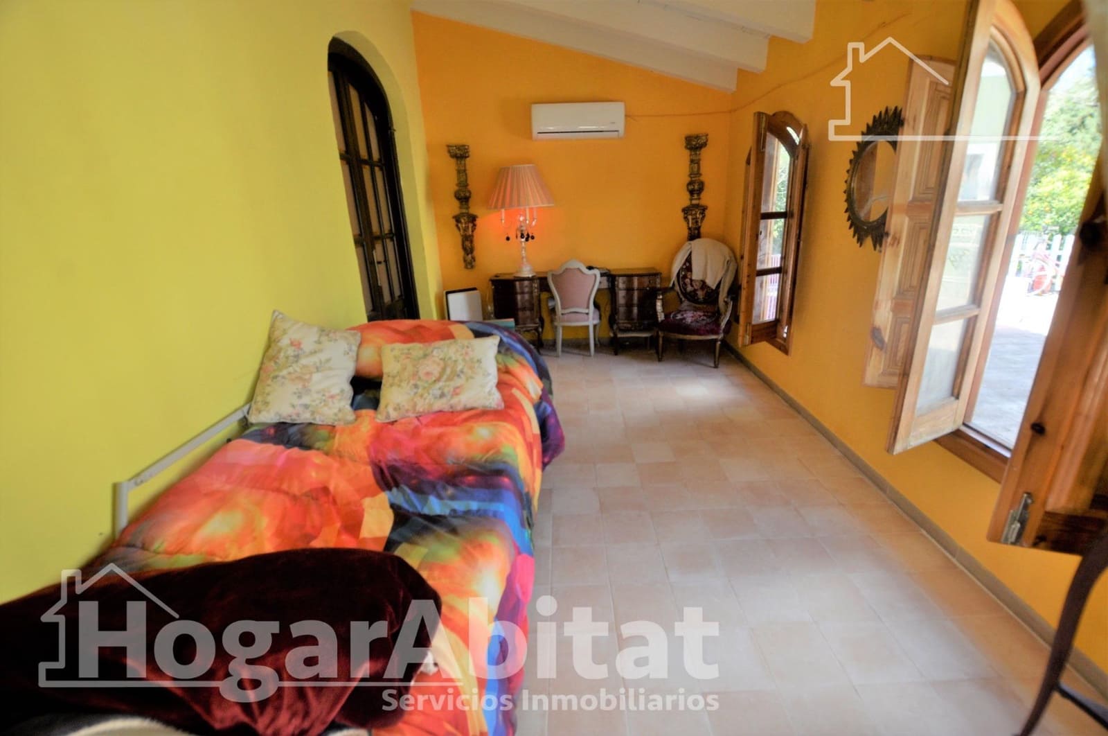 5 slaapkamer Villa te koop in Godelleta met garage - € 280.000 (Ref: 9759036)